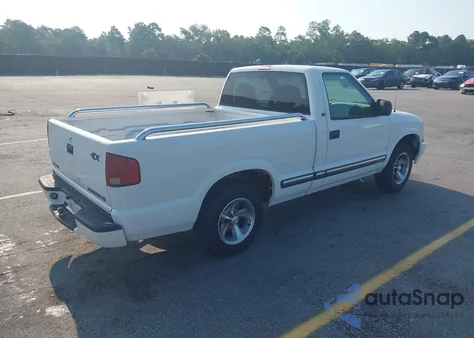 2001 Chevrolet S-10 Ls z USA, uszkodzony, nr VIN 1GCCS14581K111095